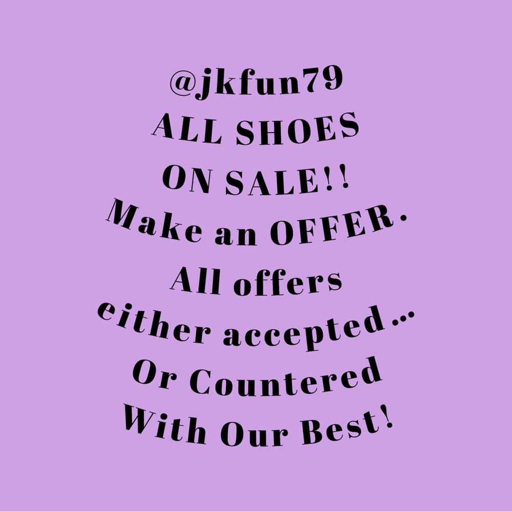 ALL SHOES ON SALE! Make an offer!SINGLE CHEROKEE BLACK SANDAL.L shoe, size 3.